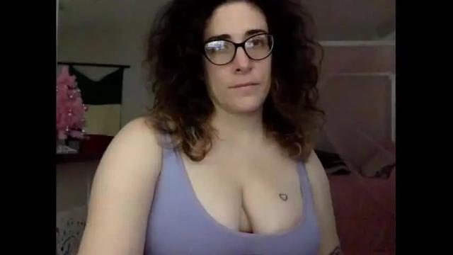 Image 8 of nightxlight Stream on Chaturbate on 17 months ago