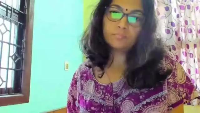 Image 7 of niharikadevorced Stream on Chaturbate on 16 months ago
