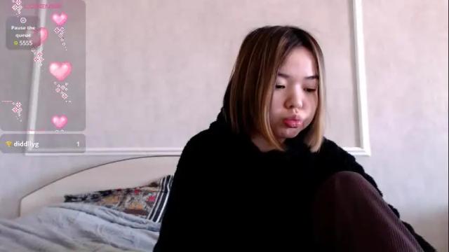 Image 2 of niia_osaki Stream on Chaturbate on 1 month ago