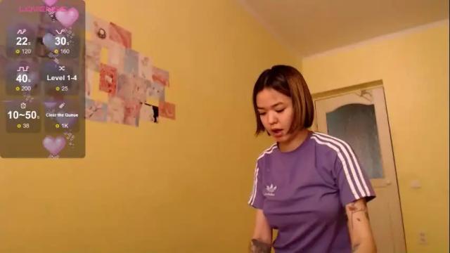 Image 12 of niia_osaki Stream on Chaturbate on 14 days ago