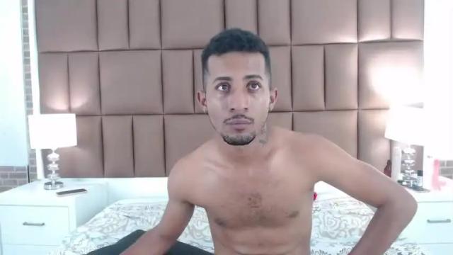 Image 3 of niicky_sean2 Stream on Chaturbate on 17 months ago