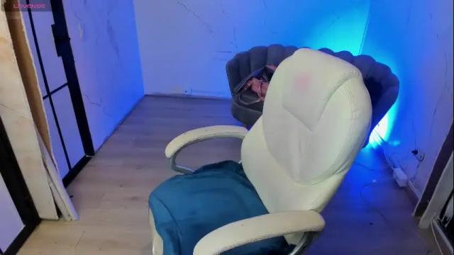 Image 12 of niickyjones Stream on Chaturbate on 8 days ago