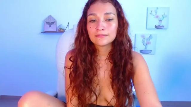 Image 4 of niicolee_69 Stream on Chaturbate on 16 months ago