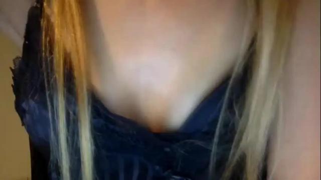 Thumbnail 1, niiinaaa's Stream at Chaturbate, 21 months ago