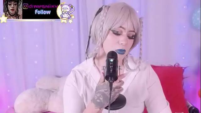 Image 3 of niiky_ Stream on Chaturbate on 1 month ago