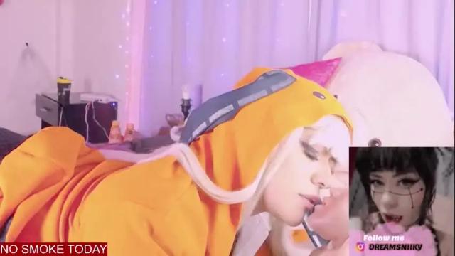 Image 2 of niiky_ Stream on Chaturbate on 3 months ago