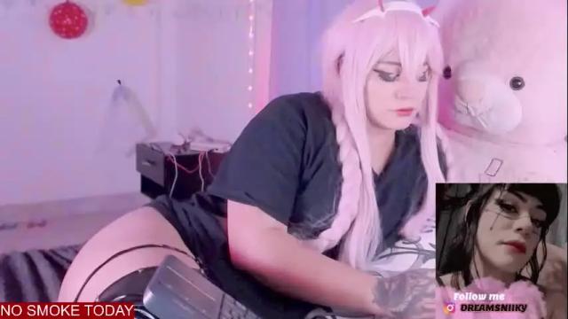 Image 7 of niiky_ Stream on Chaturbate on 3 months ago