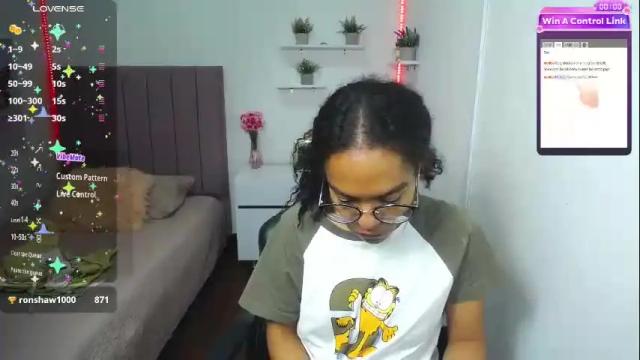 Image 3 of niina_lovee_ Stream on Chaturbate on 2 months ago