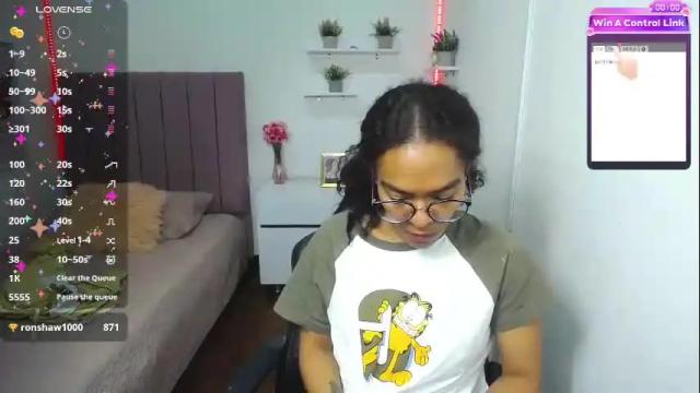 Image 4 of niina_lovee_ Stream on Chaturbate on 2 months ago