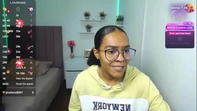 Image 11 of niina_lovee_ Stream on Chaturbate on 2 months ago
