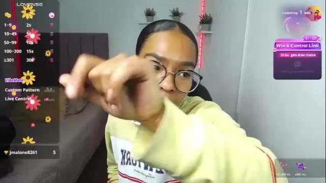 Thumbnail 2, niina_lovee_'s Stream at Chaturbate, 2 months ago