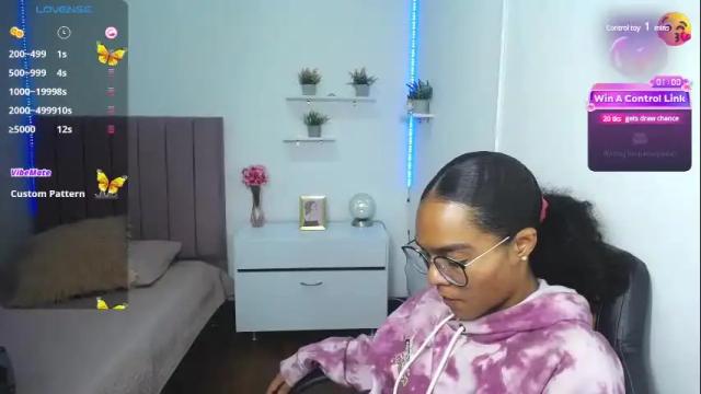 Image 11 of niina_lovee_ Stream on Chaturbate on 2 months ago