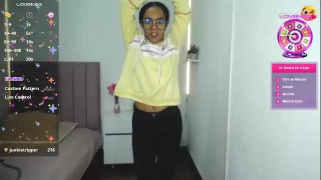 Image 11 of niina_lovee_ Stream on Chaturbate on 1 month ago