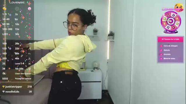 Image 12 of niina_lovee_ Stream on Chaturbate on 1 month ago