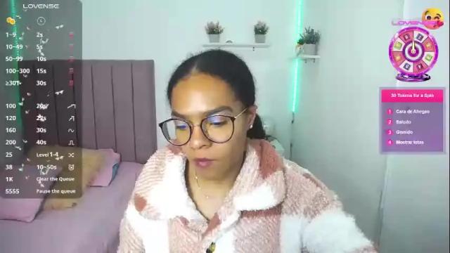 Image 3 of niina_lovee_ Stream on Chaturbate on 25 days ago