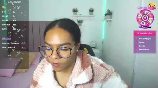 Image 4 of niina_lovee_ Stream on Chaturbate on 25 days ago