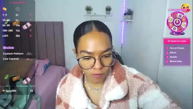 Image 2 of niina_lovee_ Stream on Chaturbate on 19 days ago