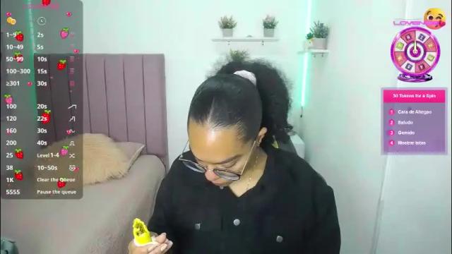 Image 3 of niina_lovee_ Stream on Chaturbate on 2 months ago