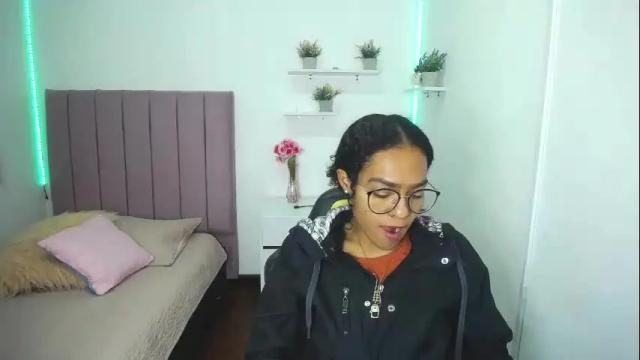 Image 10 of niina_lovee_ Stream on Chaturbate on 2 months ago