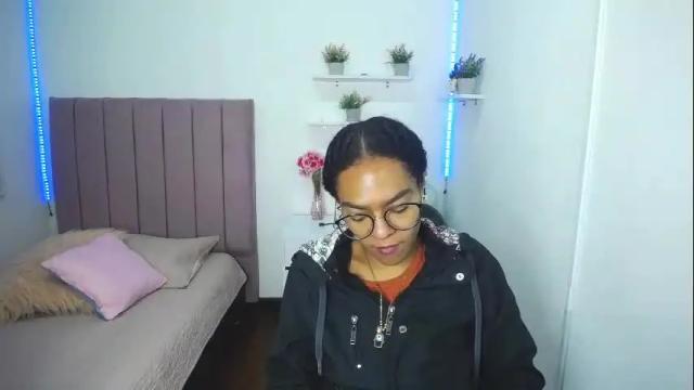 Image 7 of niina_lovee_ Stream on Chaturbate on 2 months ago
