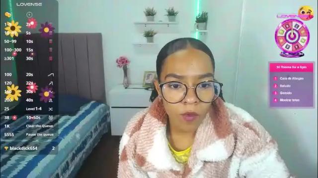 Image 10 of niina_lovee_ Stream on Chaturbate on 1 month ago