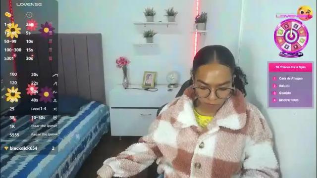 Image 4 of niina_lovee_ Stream on Chaturbate on 1 month ago