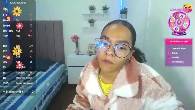 Image 6 of niina_lovee_ Stream on Chaturbate on 1 month ago