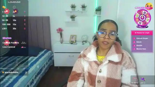 Image 7 of niina_lovee_ Stream on Chaturbate on 1 month ago