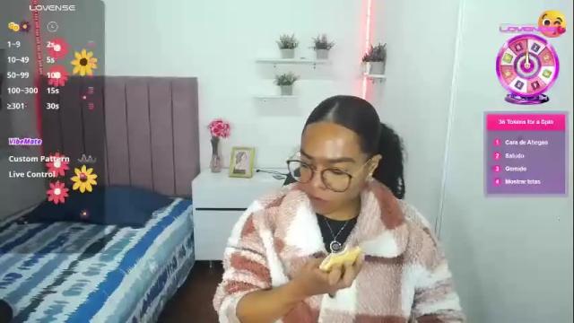 Image 4 of niina_lovee_ Stream on Chaturbate on 1 month ago