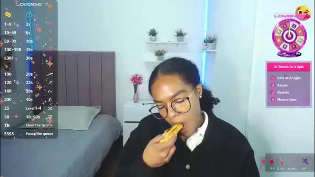 Image 4 of niina_lovee_ Stream on Chaturbate on 1 month ago