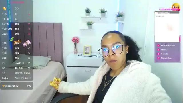Image 2 of niina_lovee_ Stream on Chaturbate on 1 month ago