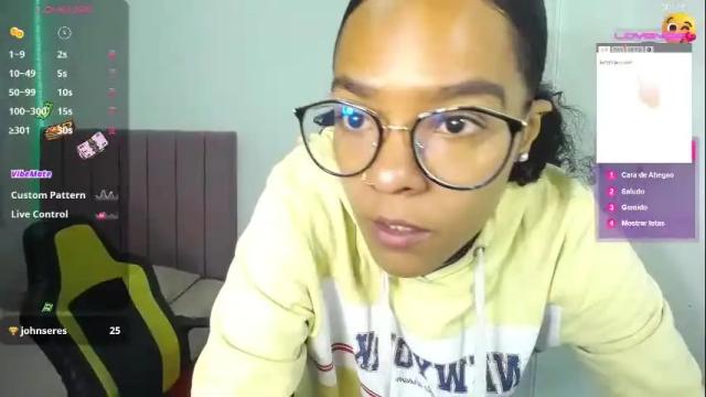 Image 2 of niina_lovee_ Stream on Chaturbate on 26 days ago
