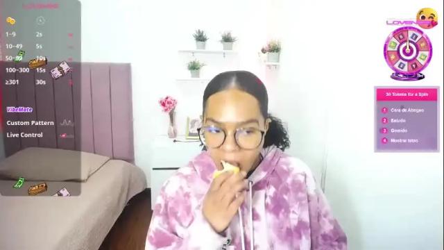Image 4 of niina_lovee_ Stream on Chaturbate on 24 days ago