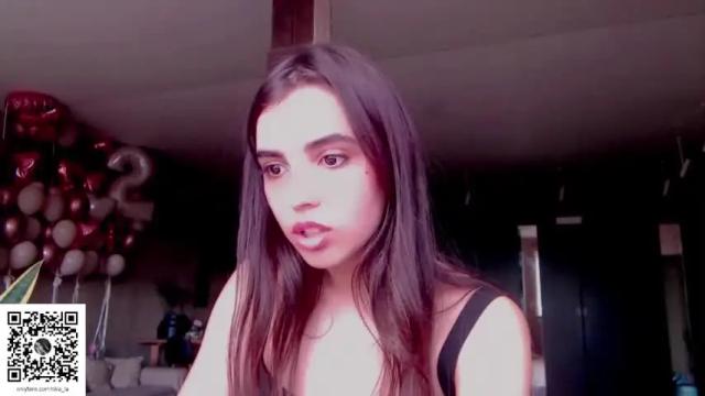 Image 2 of nika_la_sun Stream on Chaturbate on 14 months ago