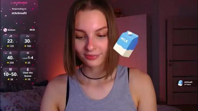 Image 2 of nika_la_sun Stream on Chaturbate on 2 months ago