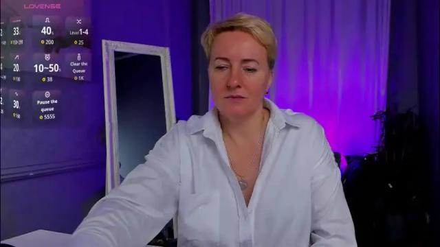 Image 10 of nika_smit Stream on Chaturbate on 2 months ago