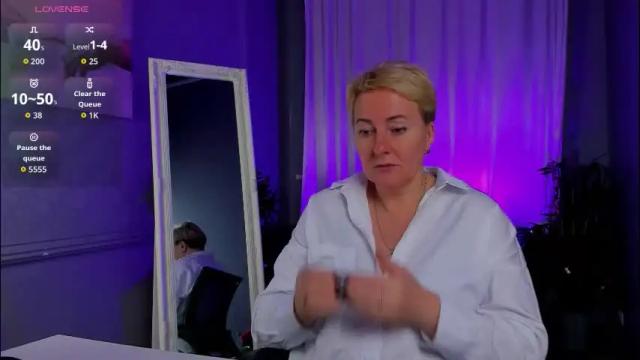 Image 12 of nika_smit Stream on Chaturbate on 2 months ago