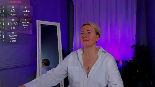 Image 7 of nika_smit Stream on Chaturbate on 2 months ago