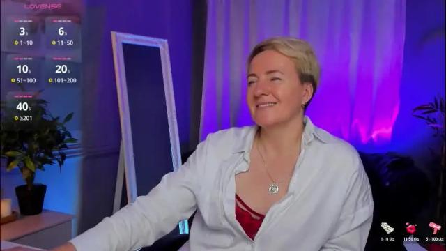 Image 12 of nika_smit Stream on Chaturbate on 2 months ago