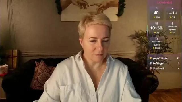 Image 10 of nika_smit Stream on Chaturbate on 23 days ago