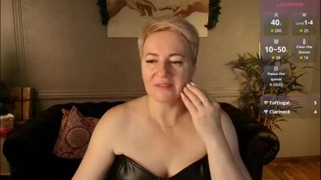 Image 4 of nika_smit Stream on Chaturbate on 23 days ago