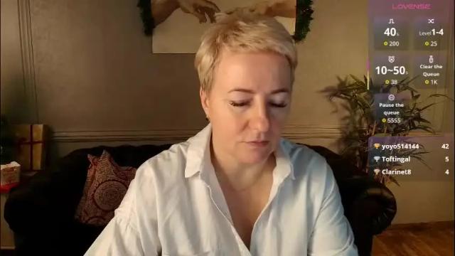 Image 6 of nika_smit Stream on Chaturbate on 23 days ago