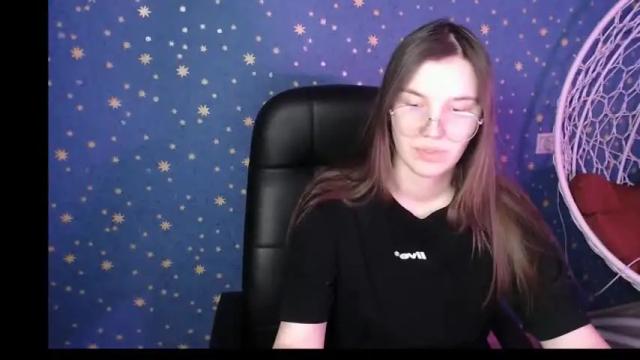 Thumbnail 3, nikacutie's Stream at Chaturbate, 17 months ago