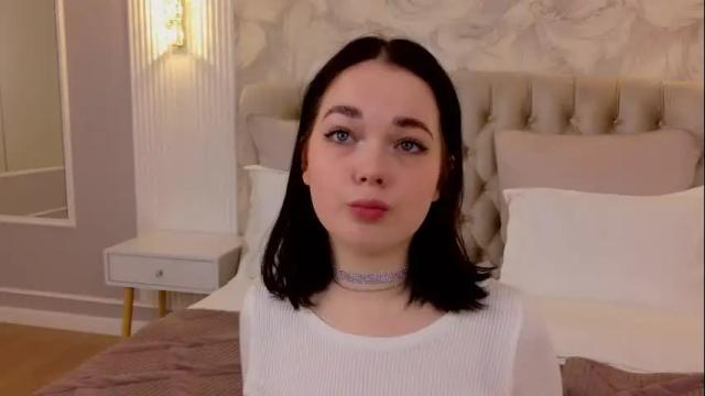 Image 3 of nikaflowers Stream on Chaturbate on 1 month ago