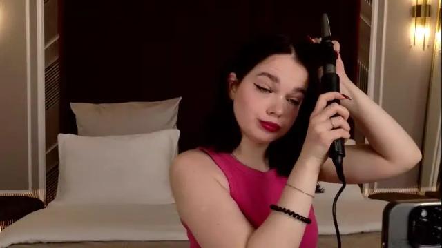 Image 4 of nikaflowers Stream on Chaturbate on 2 days ago