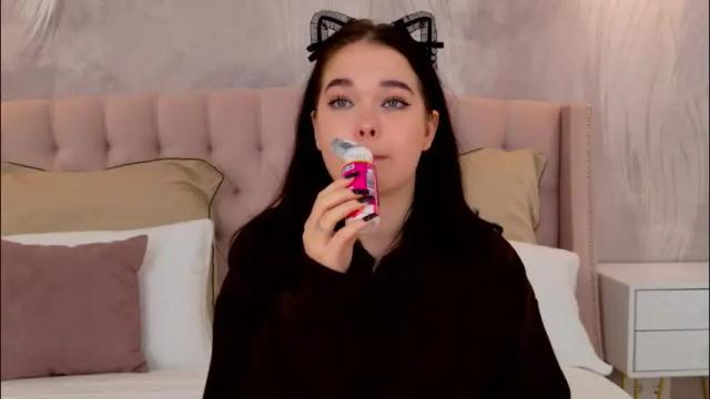 Image 10 of nikaflowers Stream on Chaturbate on 1 month ago