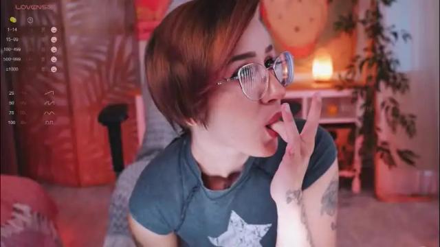Image 8 of nikaxreznik Stream on Chaturbate on 2 months ago