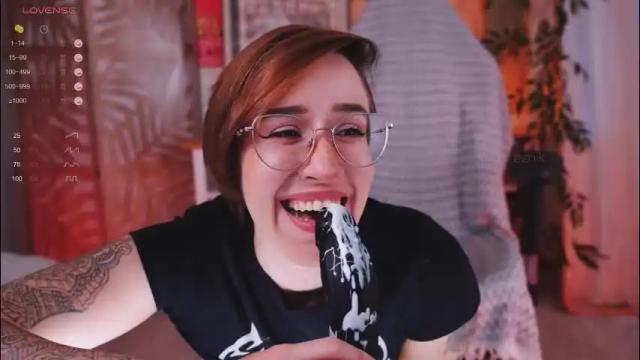 Image 6 of nikaxreznik Stream on Chaturbate on 1 month ago
