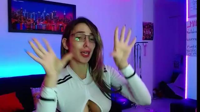 Thumbnail 2, niki_1998's Stream at Chaturbate, 1 month ago