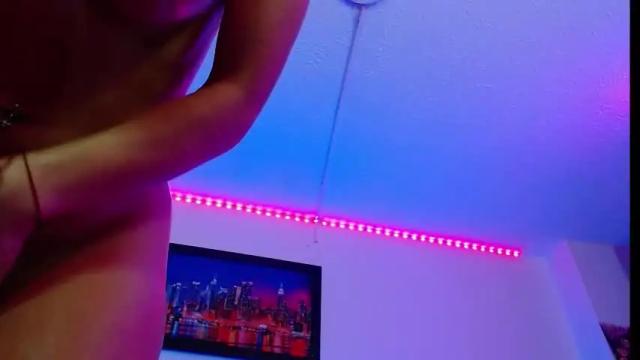 Image 10 of niki_1998 Stream on Chaturbate on 1 month ago